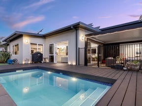 8 Caldera Close, Pyes Pa, Tauranga