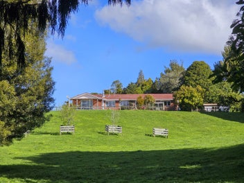 118 South Road, Mamaku