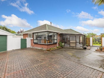 11 Logie Place, Bromley, Christchurch