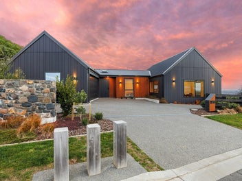 1 Eaglesfield Close, Westmorland, Christchurch