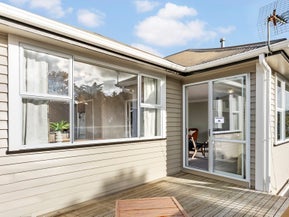 39 Horokiwi Road West, Newlands, Wellington