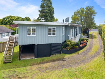 32 Mcentee Road, Waitakere, Auckland