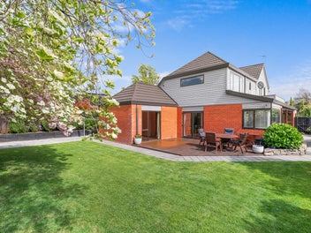 10 Oregon Place, Burwood, Christchurch