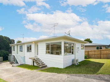 1/20 Celeste Place, Totara Vale, Auckland