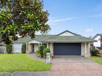 5 Frank Nobilo Drive, Golflands, Auckland