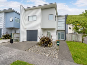 38 Erlestoke Crescent, Churton Park, Wellington