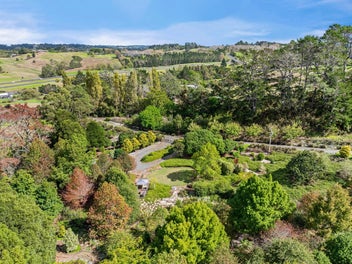 1481 East Coast Road, Redvale, Auckland