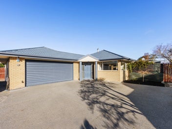 29 Hewitts Road, Woodend, Woodend