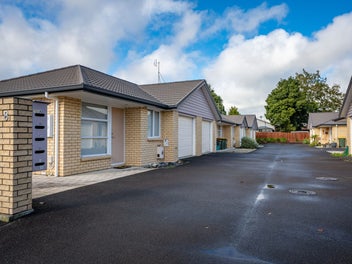 8B Pitt Street, Frankton, Hamilton