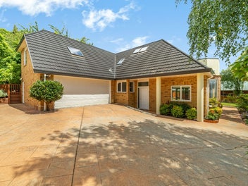 7 Carlow Grove, Birchville, Upper Hutt