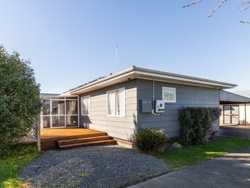 2/434 Gloucester Street, Taradale, Napier