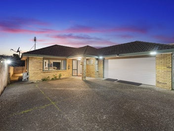 2/24 Somerset Road, Mount Roskill, Auckland