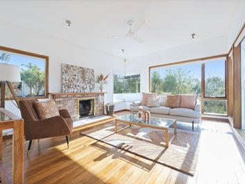 27 Hebron Road, Waiake, Auckland