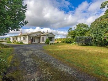 1902 State Highway 56, Tiakitahuna, Palmerston North