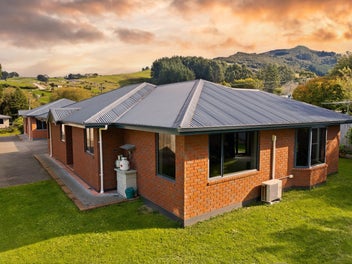 66A Hall Road, Sawyers Bay, Port Chalmers
