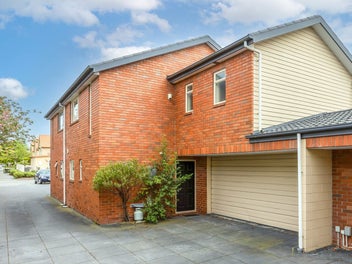 42B Picton Avenue, Riccarton, Christchurch