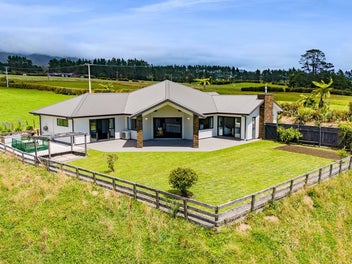 713 Plymouth Road, Koru, New Plymouth