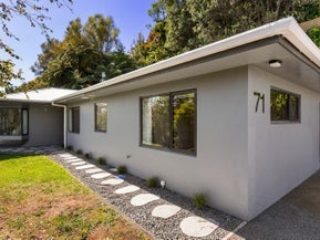 71 Poplar Grove, Whalers Gate, New Plymouth
