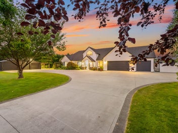 30 Emerald Hill Drive, Birchville, Upper Hutt