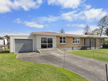 2 Patricia Avenue, Hamilton East, Hamilton
