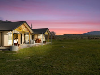 13 White Road, Omakau, Omakau