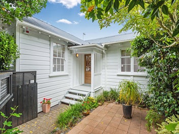 3/0 Valley Road, Mount Eden, Auckland
