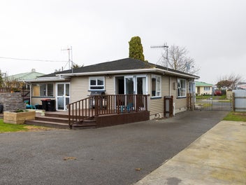 43 Bill Hercock Street, Pirimai, Napier