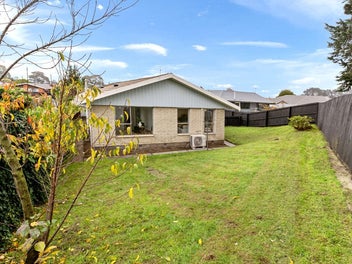 2/48 Kawau Crescent, Bromley, Christchurch