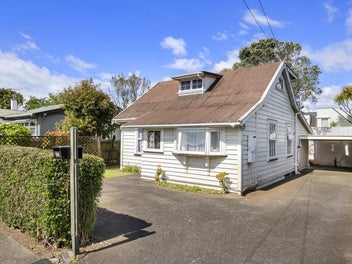 82 The Drive, Epsom, Auckland