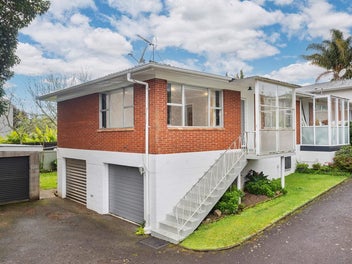 1/8A Allendale Road, Mount Albert, Auckland