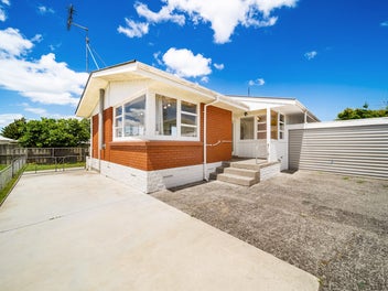27A Chesterman Road, Riverlea, Hamilton