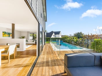 11 Sharon Road, Waiake, Auckland