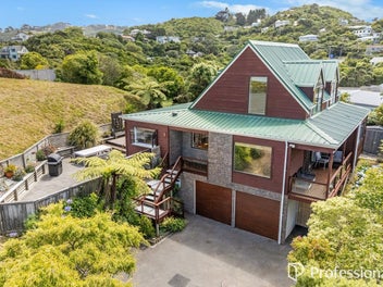 11 Maungaraki Road, Korokoro, Lower Hutt