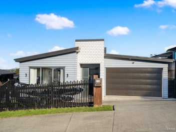 12A Crows Road, Swanson, Auckland