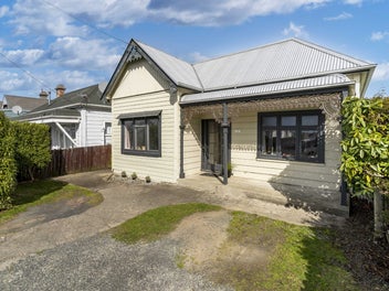66 Loyalty Street, Forbury, Dunedin