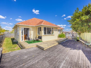 15 Wingate Street, Bader, Hamilton