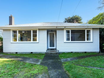 15 Kiriwai Road, Paremata, Porirua