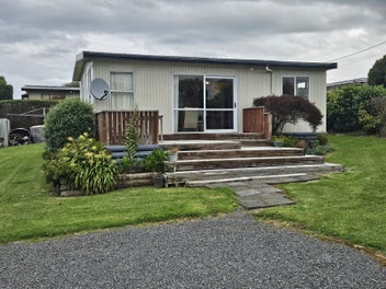1 Ngaio Street, Kaka Point, Kaka Point
