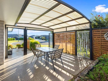 15 Oka Street, Papamoa Beach, Papamoa