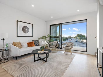 11/130 Rosebank Road, Avondale, Auckland