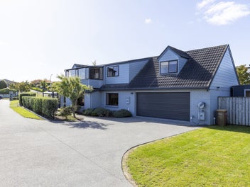 83 Harvey Street, Waipahihi, Taupo