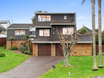12 Tilia Place, Totara Heights, Auckland