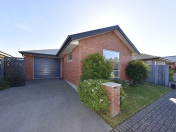 10 Bowmore Lane, Broomfield, Christchurch