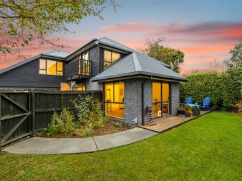 2/122 Tennyson Street, Sydenham, Christchurch