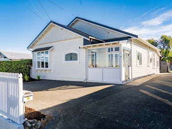34 Kenmure Road, Belleknowes, Dunedin