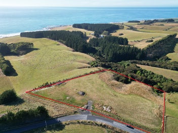 147 Akatore Road, Taieri Beach, Taieri Mouth