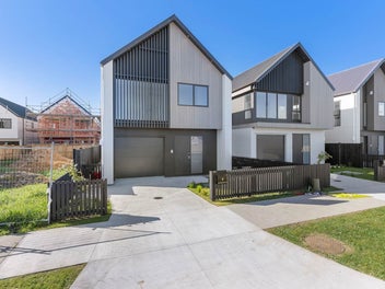 11 Shropshire Street, Karaka, Papakura