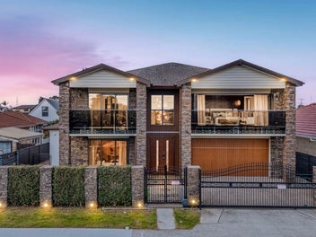 5A Sunnyside Crescent, Papatoetoe, Auckland