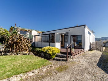 115 North Shore Road, Eskdale