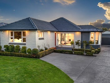 25 Vardon Crescent, Shirley, Christchurch